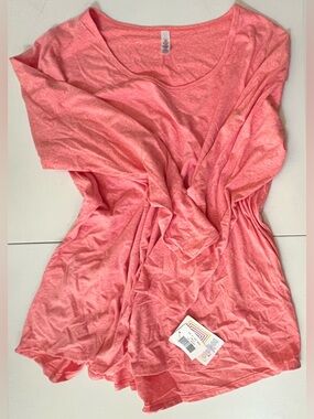 Lularoe Lynnae Tee - Size 3XL
